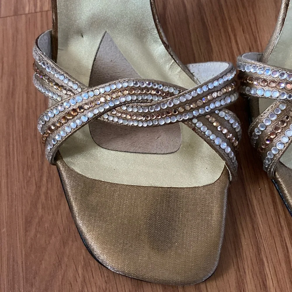 ❤️ Stuart Weitzman Gold and Silver Rhinestone Designer Shoes Size 8 1/2